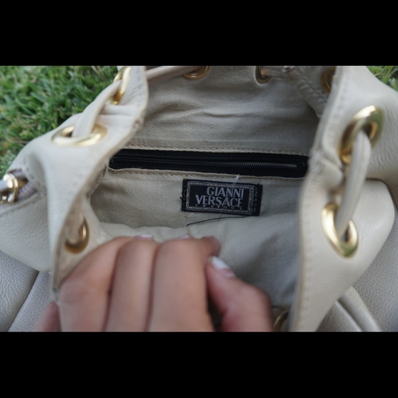 Versace vintage crème color mini backpack - Picture 6 of 14